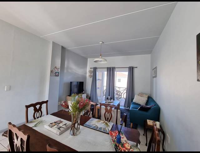 2 BEDROOM APARTMENT FOR SALE IN PARKLANDS
